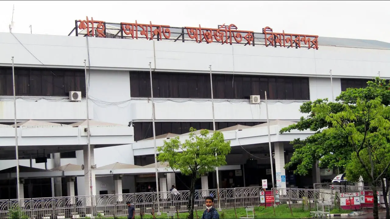 চট্টগ্রামে ফ্লাইট বাতিল, ৩১৭ হজযাত্রীকে বাসে পাঠানো হলো ঢাকায়