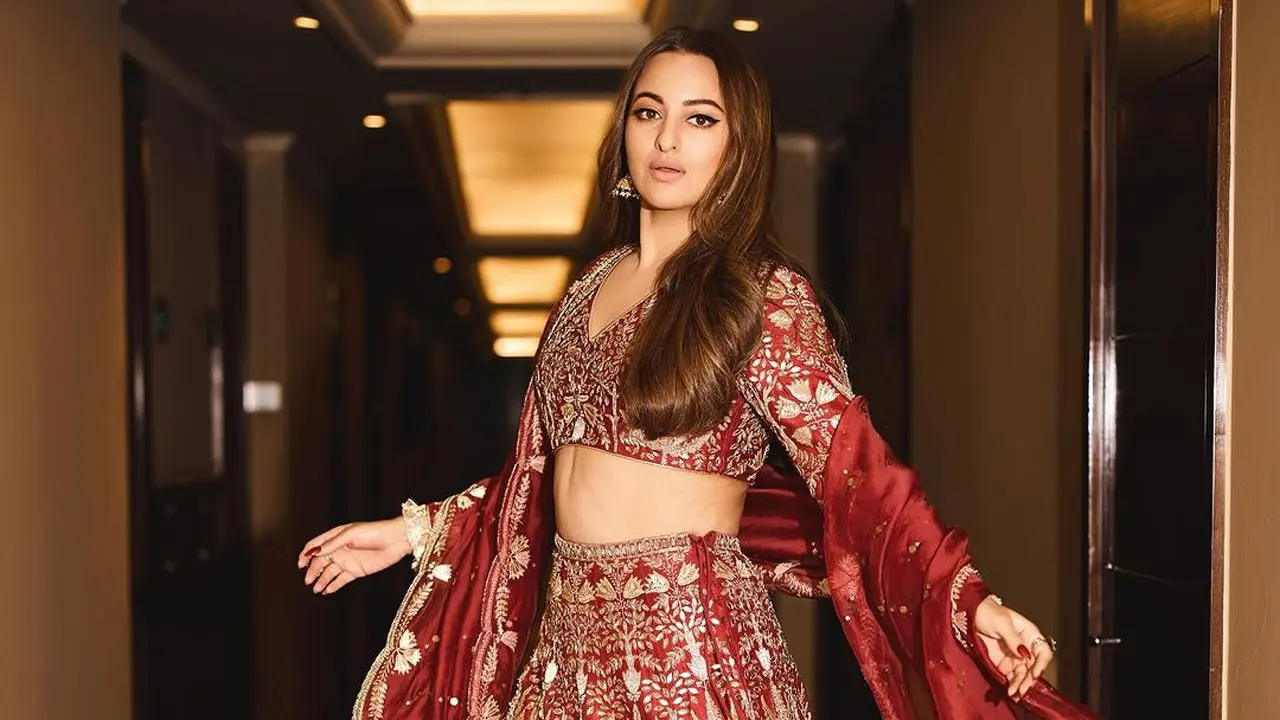 ‘আমার এখনো বিয়ে হয়নি’, আক্ষেপ সোনাক্ষীর