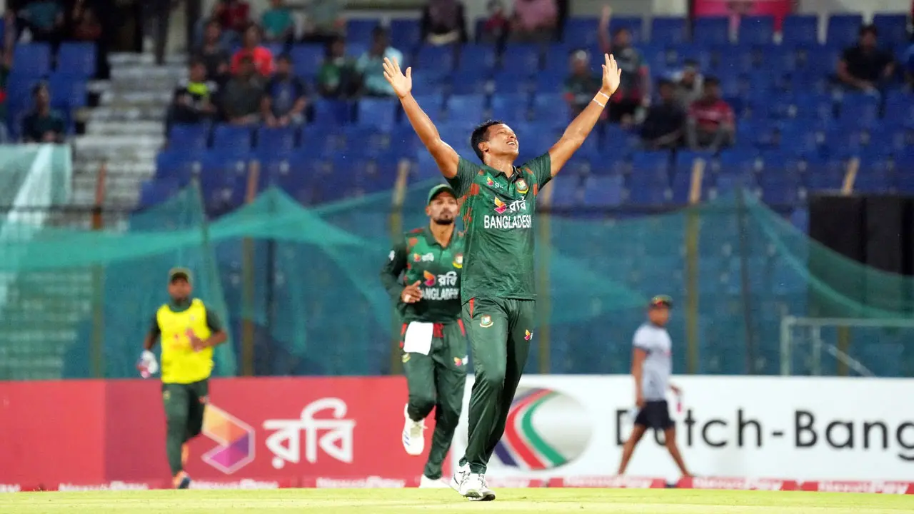 ৩ উইকেট পেয়ে সাইফউদ্দিন বললেন, ‘তবুও জায়গা অনিশ্চিত’