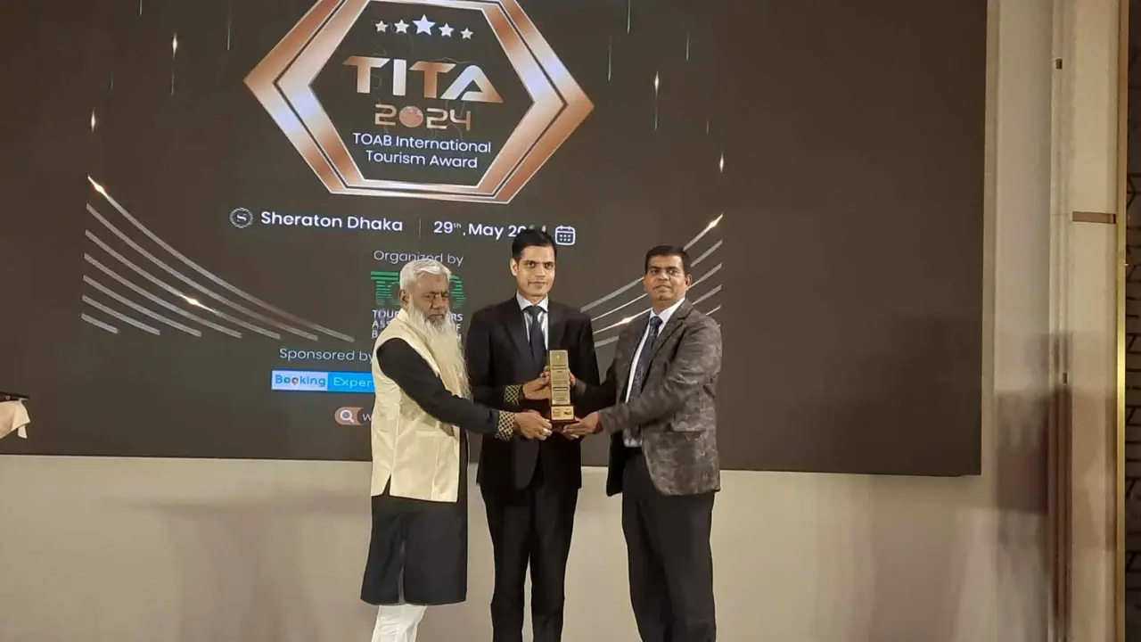 আন্তর্জাতিক ট্যুরিজম অ্যাওয়ার্ড পেল ইউএস-বাংলা এয়ারলাইন্স