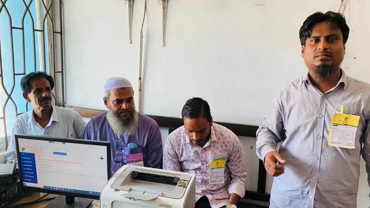 জালভোট দেওয়ায় যুবকের অর্থদণ্ড, প্রিসাইডিং কর্মকর্তাসহ আটক ৬  