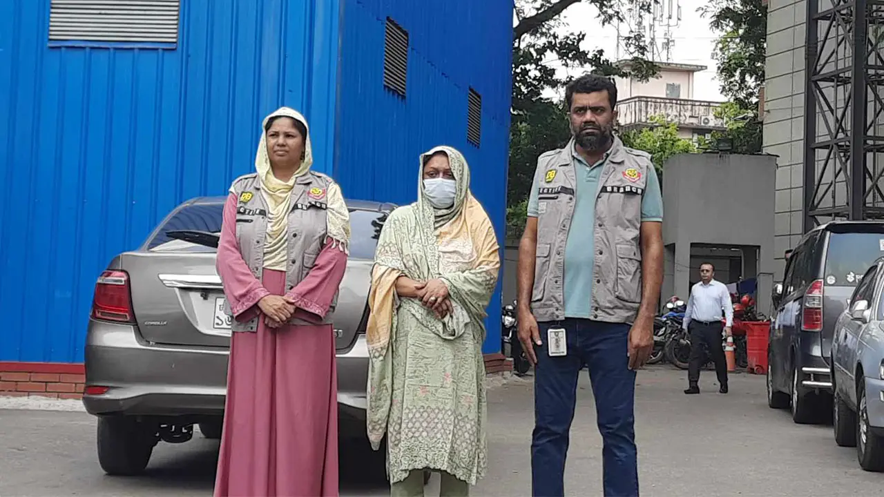 ডিবি কার্যালয়ে মিল্টন সমাদ্দারের স্ত্রী