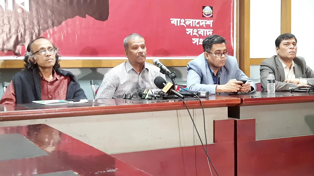 নিজের বিরুদ্ধে অভিযোগের বিষয়ে যা বললেন আসিফ নজরুল