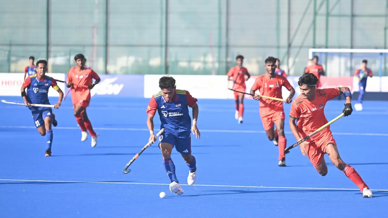 মালয়েশিয়াকে রুখে বিশ্বকাপ স্বপ্ন জোরালো বাংলাদেশের 