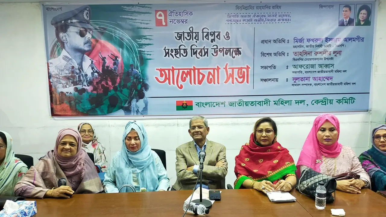 হাসিনার মতো ৭১ সালে শেখ মুজিবও পালিয়েছিল : ফখরুল