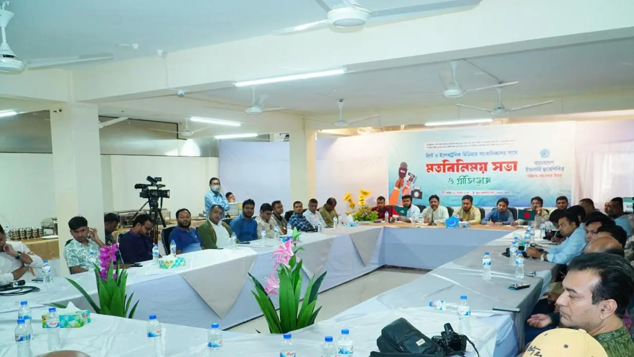 গঠনমূলক সমালোচনা ইতিবাচকভাবেই নিচ্ছি : শিবির নেতা