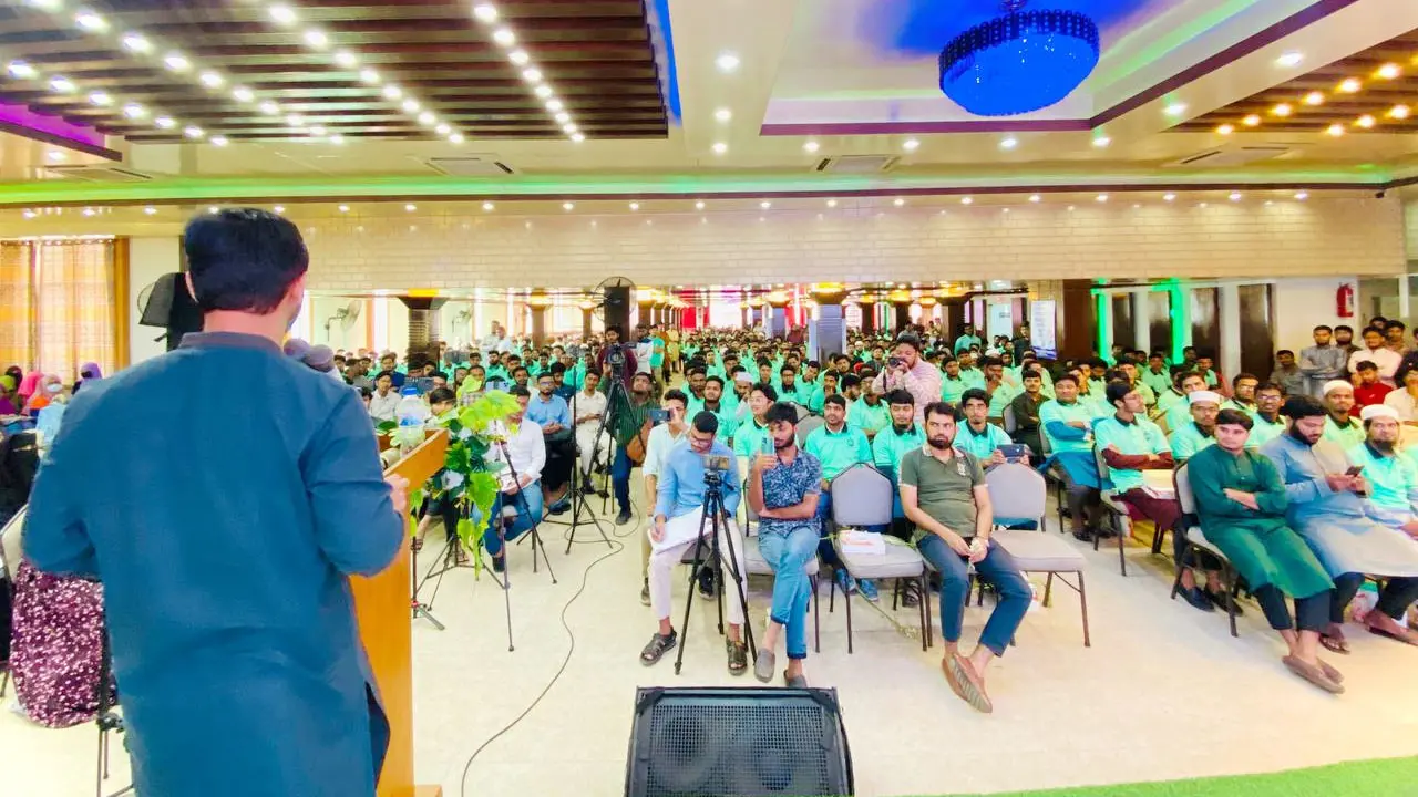 চবির দেড় হাজার নবীন শিক্ষার্থীকে সংবর্ধনা দিল ছাত্রশিবির