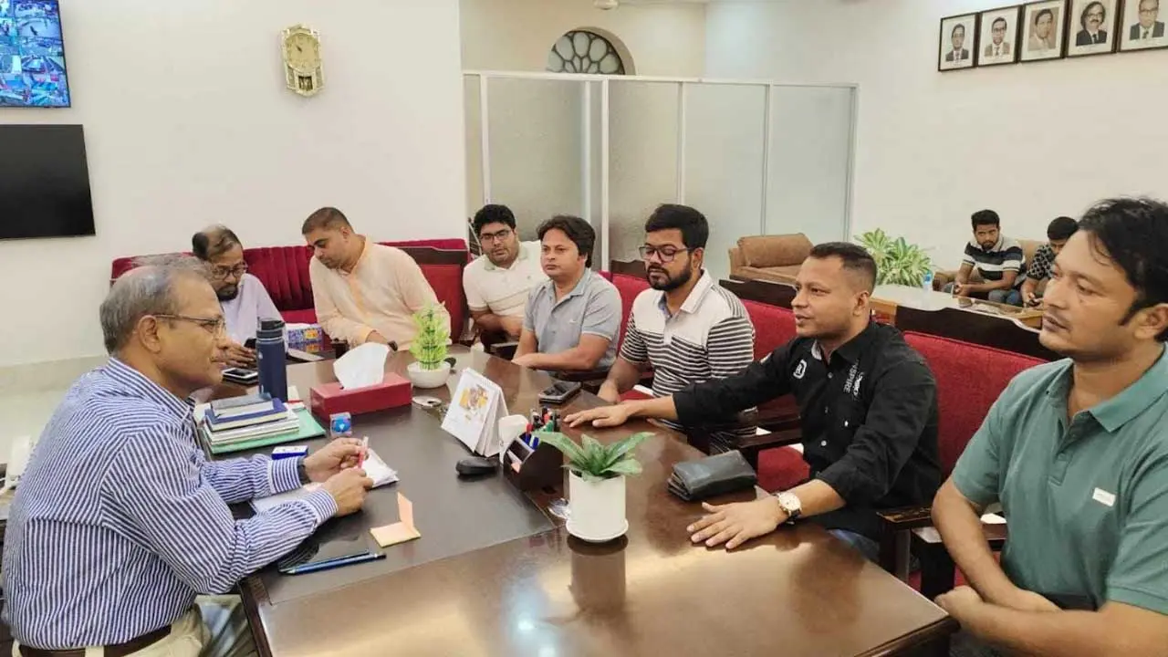 এক মাসের মধ্যে শিক্ষার্থীদের আবাসন নিশ্চিতের দাবি জবি ছাত্রদলের