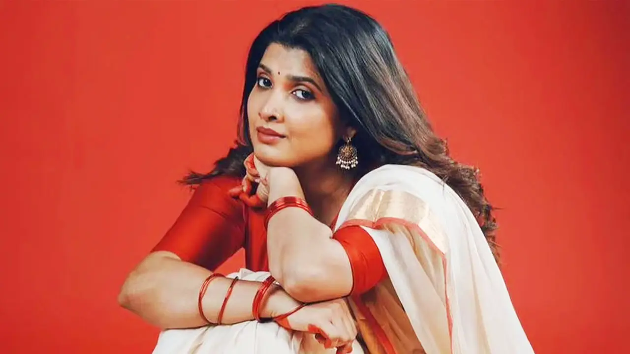 ছড়িয়ে পড়া নগ্ন দৃশ্য নিয়ে মুখ খুললেন অভিনেত্রী