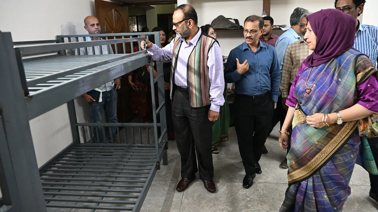 ঢাবিতে আবাসিক সংকট নিরসনে ‘বাঙ্ক বেড’ স্থাপন