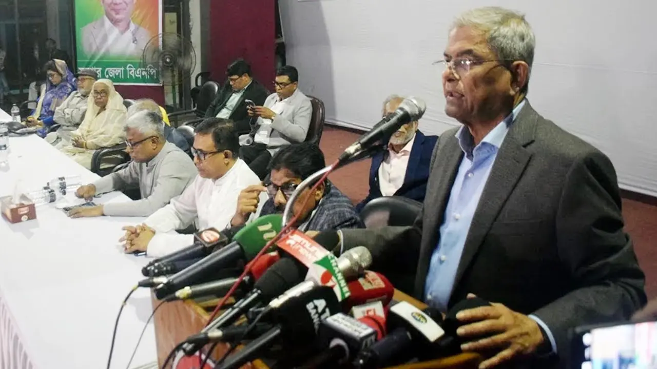 সংসদ ছাড়া সংবিধান সংশোধন করা সম্ভব নয় : মির্জা ফখরুল