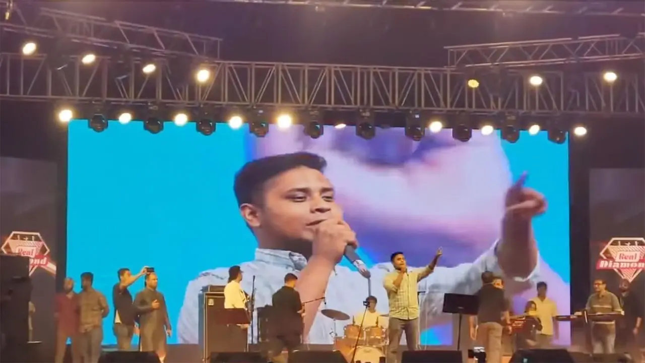 হাসিনা ফেরার চেষ্টা করলে রাশিয়া পাঠিয়ে দেবো: হাসনাত আব্দুল্লাহ