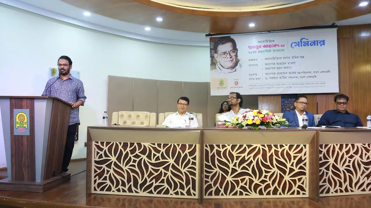 ‘হুমায়ূন আহমেদ সত্যিকারের জাদুকর লেখক’