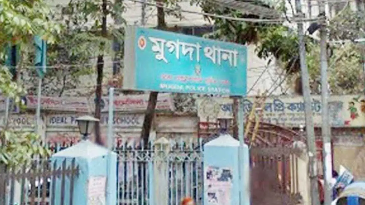 মুগদায় লেক থেকে কিশোরের অর্ধগলিত মরদেহ উদ্ধার