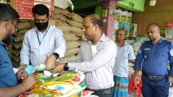 ময়মনসিংহে মেয়াদোত্তীর্ণ পণ্য রাখায় ৭ প্রতিষ্ঠানকে জরিমানা