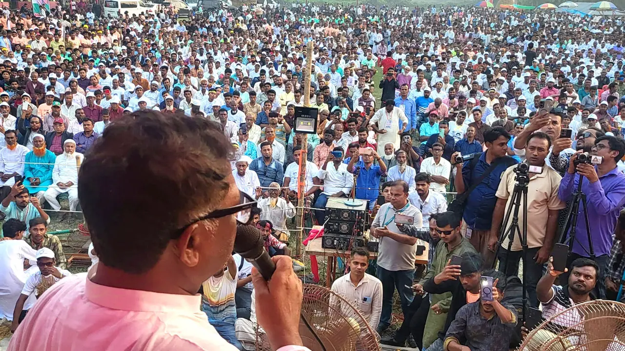 আ.লীগ দেশের অর্থনীতি ধ্বংস করে দিয়েছে : দুলু