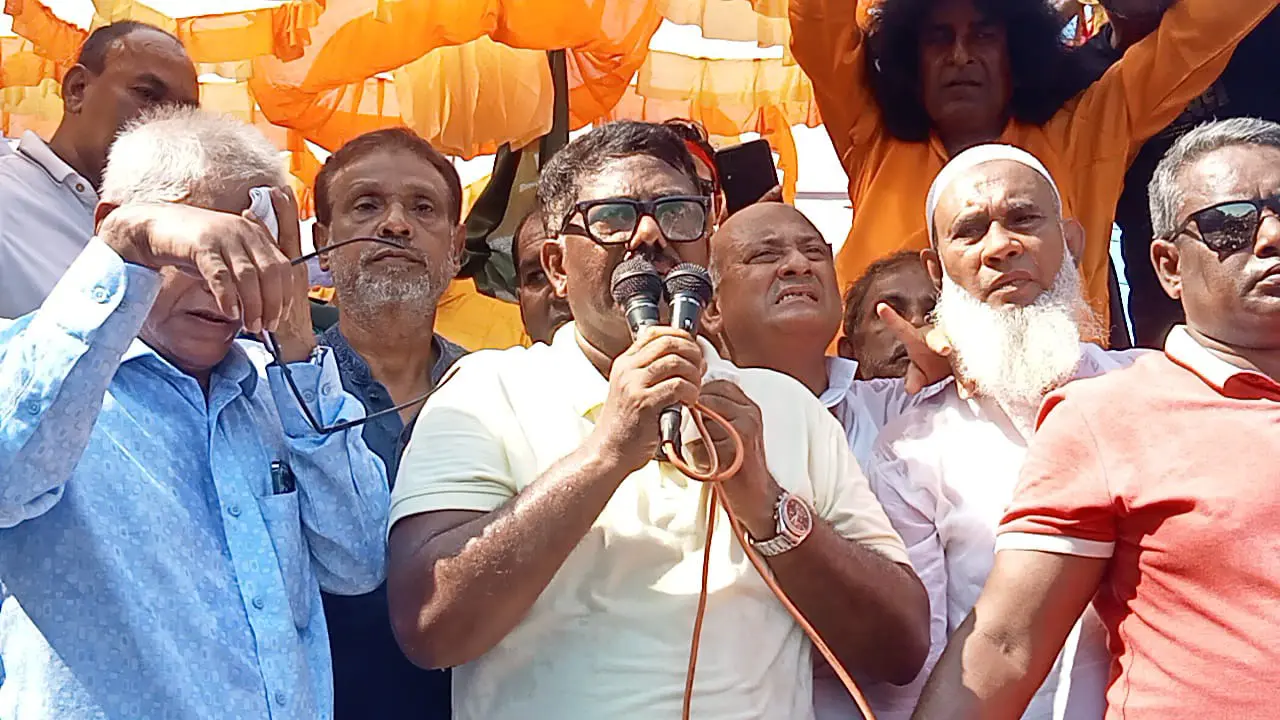 বিএনপির নামে চাঁদাবাজি করলে দাঁত ভেঙে দেওয়ার হুঁশিয়ারি দুলুর