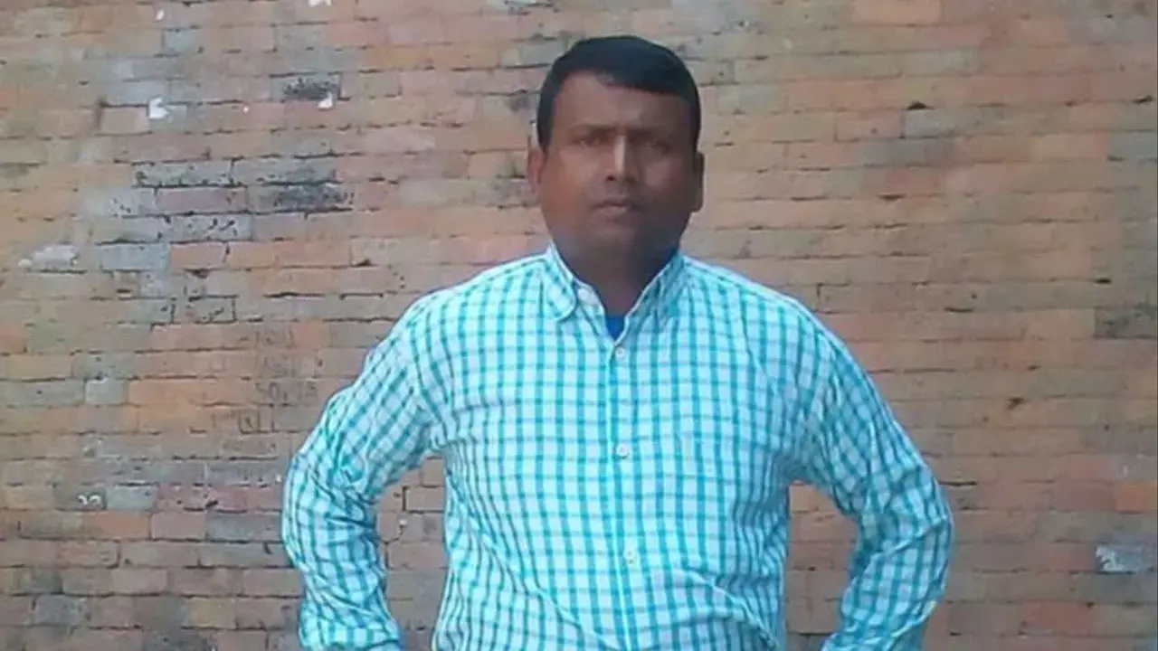 ঢাকায় নিয়ে ঋণ দেওয়ার প্রলোভনে লাখ লাখ টাকা হাতিয়ে নেন সাইফুল