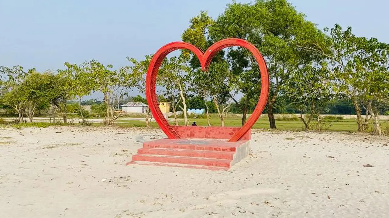 শীতকালে ঘুরতে যাওয়ার মতো নোয়াখালীর জনপ্রিয় ৫ ভ্রমণ স্থান