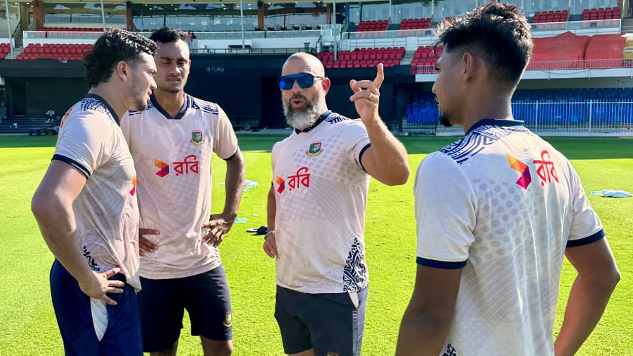 ‘অচেনা’ শারজাহতে নিজেদের খুঁজে পাওয়ার মিশনে বাংলাদেশ