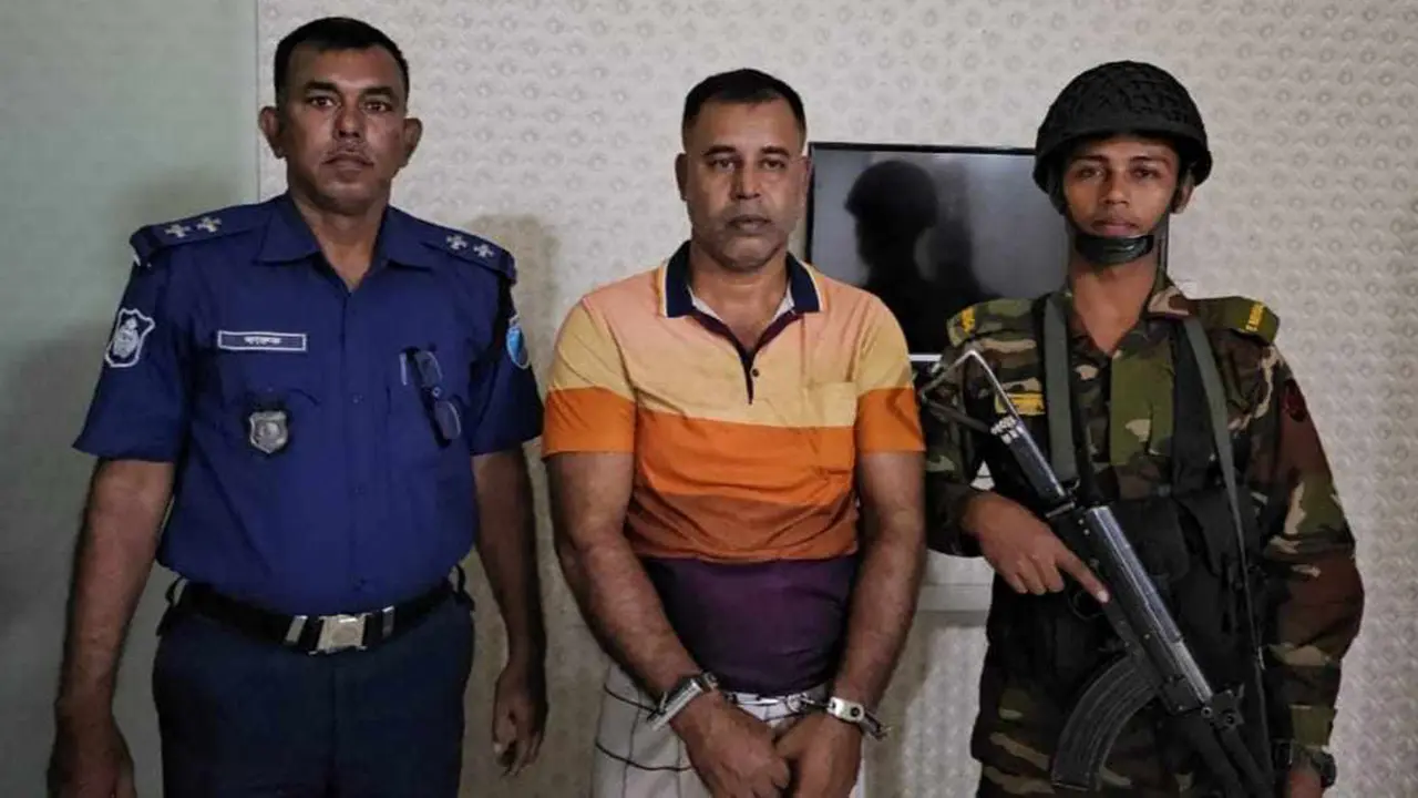 ভুয়া এজেন্সি খুলে বিদেশে পাঠানোর নামে তিনি হাতিয়েছেন ২০ লাখ টাকা