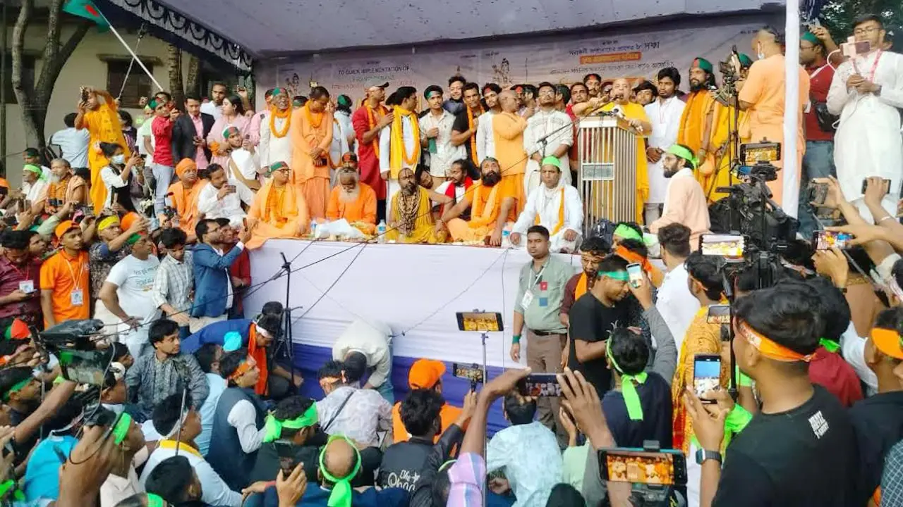 আওয়ামী লীগ শুধু ভোটের জন্য হিন্দুদের ব্যবহার করে