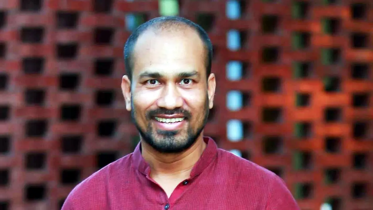 অভিনেতা রাসেল মিয়াকে খুঁজছে পুলিশ