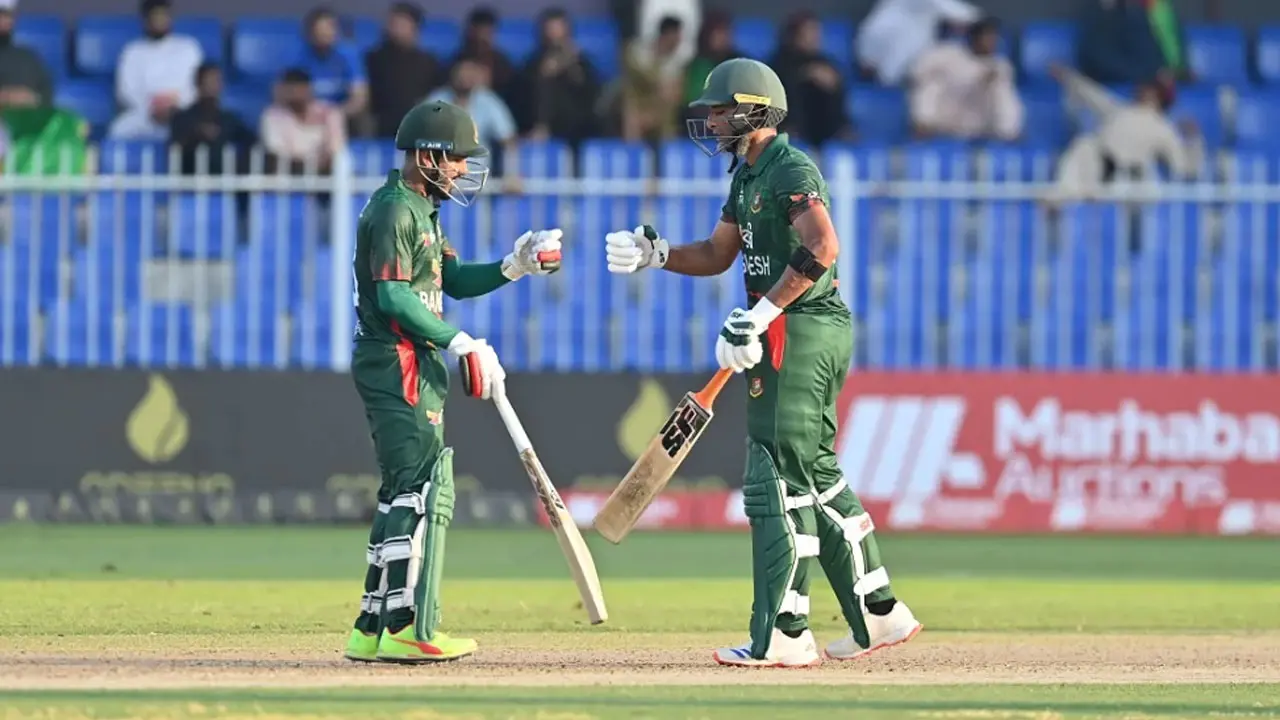 মাহমুদউল্লাহ-মিরাজের ব্যাটিং নিয়ে যা বললেন সিমন্স