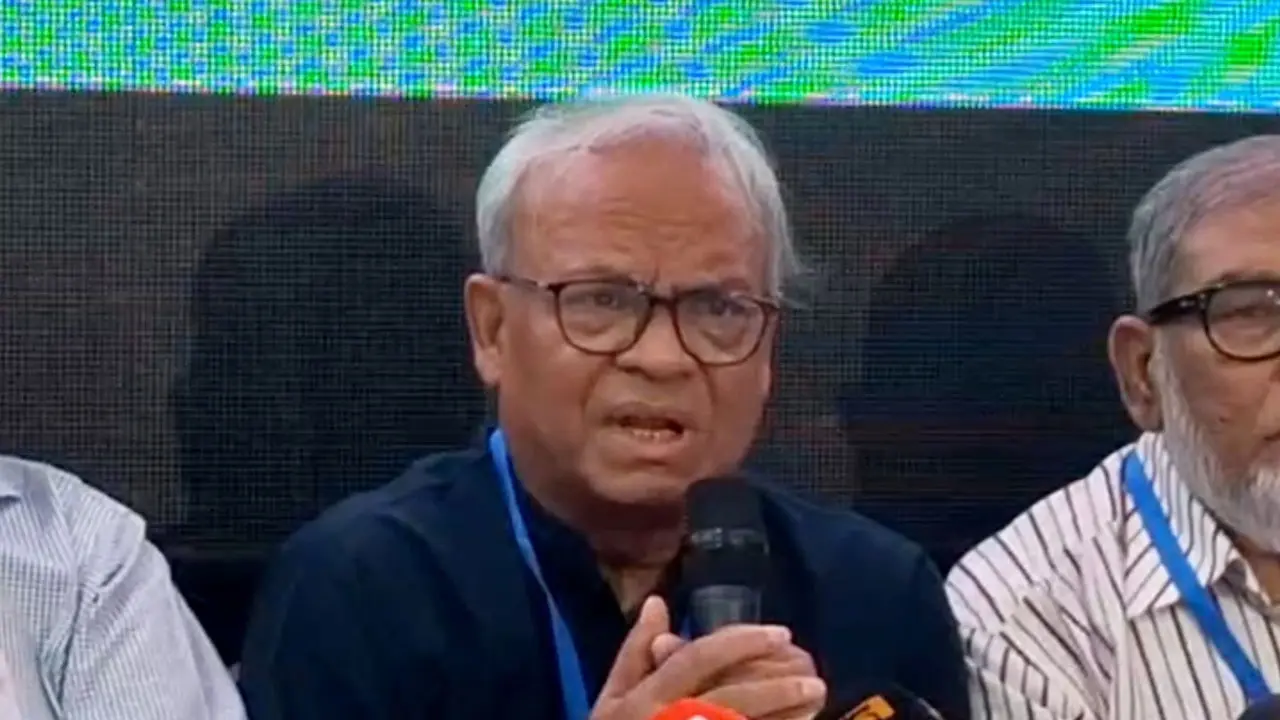 শেখ মুজিবের ছবি সরানো নিয়ে বক্তব্যের পর রিজভীর দুঃখ প্রকাশ