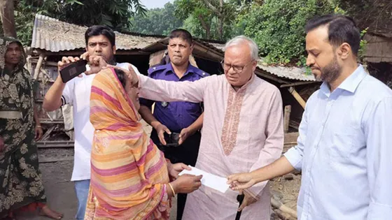 রাজনৈতিক দলের অফিসে আগুনের নিন্দা রিজভীর