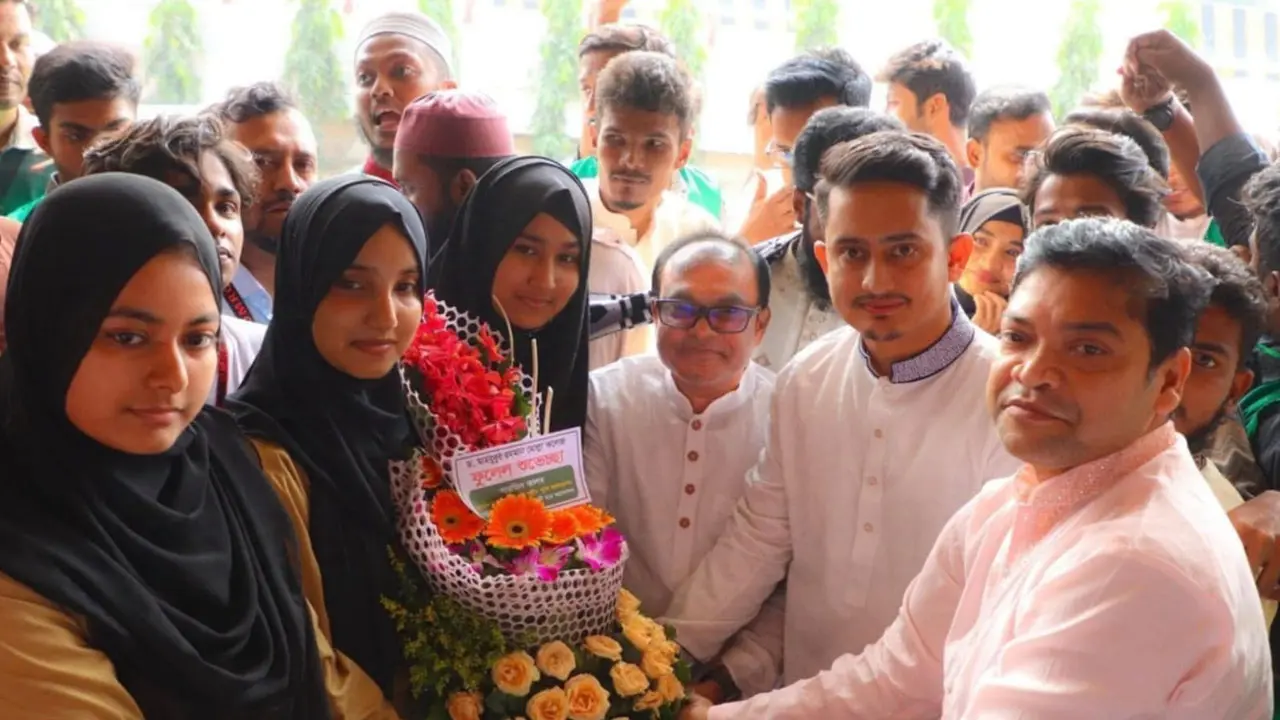 শিক্ষার্থী-জনতার আত্মবলিদানের বিনিময়ে নতুন রাষ্ট্রব্যবস্থা করেছি