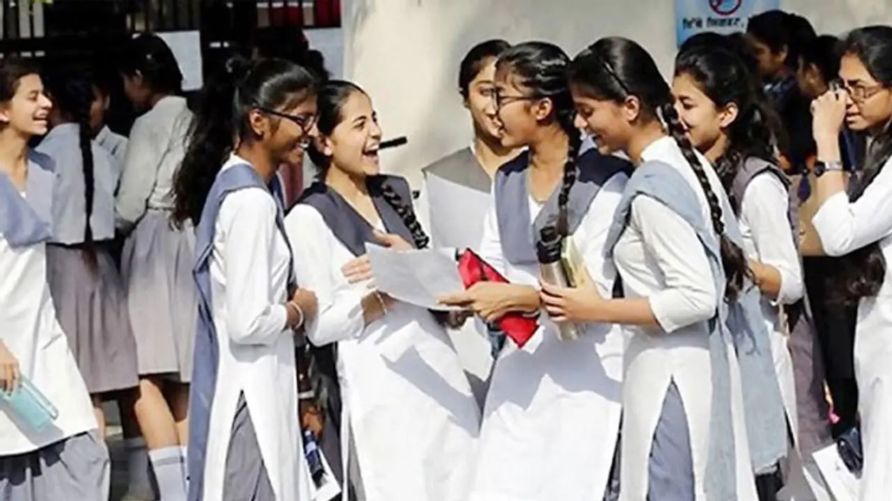 স্কুলে ভর্তিতে নয় দিনে আবেদন ৬ লাখ ছাড়াল