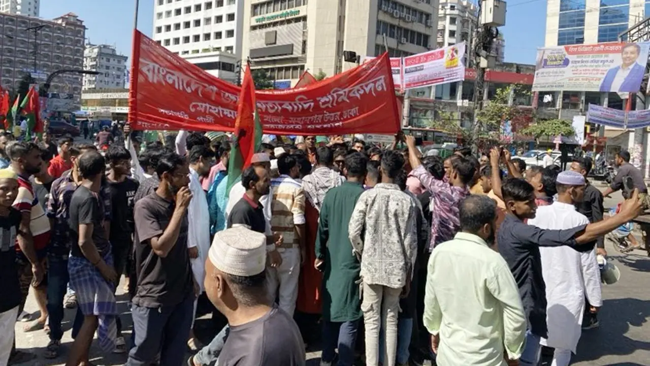 কোরআন তেলাওয়াতের মধ্য দিয়ে বিএনপির শোভাযাত্রার কার্যক্রম শুরু