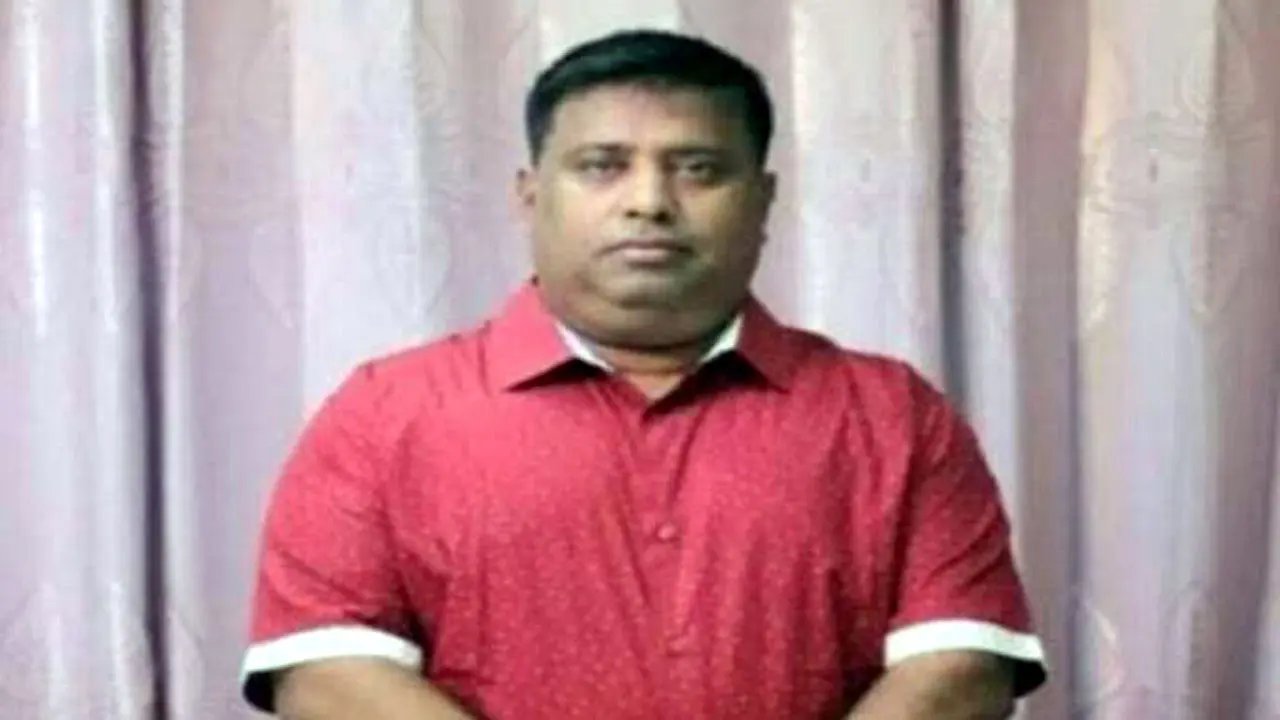 অর্থ পাচার-হত্যাসহ ১০ মামলায় আ.লীগ নেতা গ্রেপ্তার