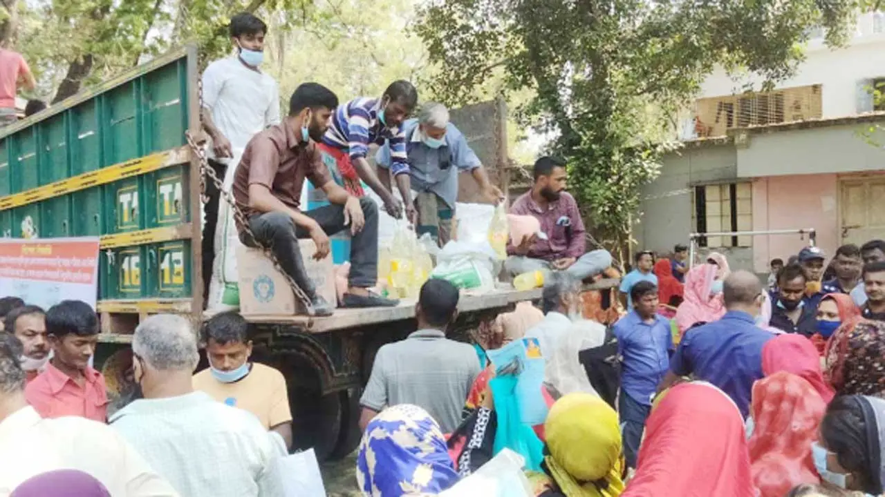 ভর্তুকি মূল্যে টিসিবির পণ্য পাবেন গার্মেন্টস শ্রমিকরা
