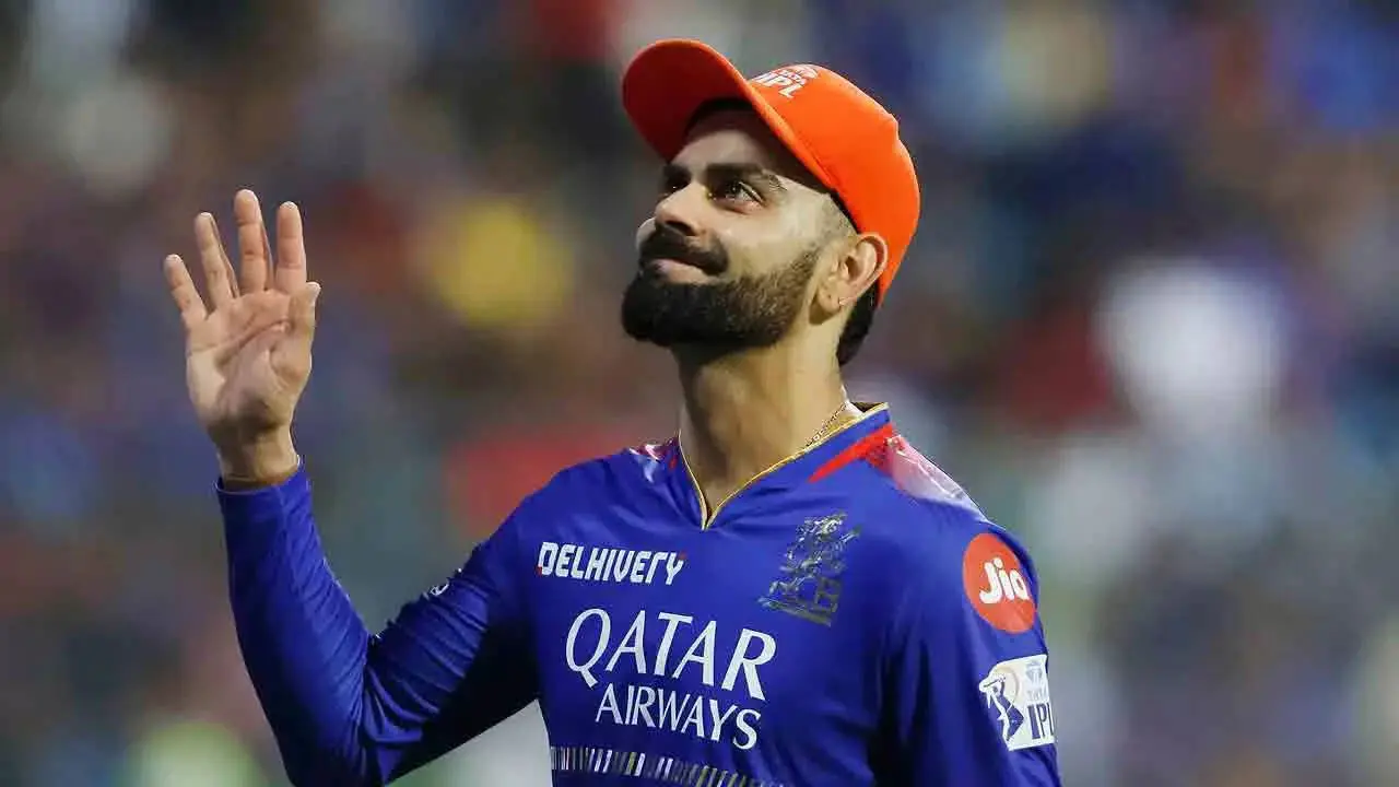আইপিএল থেকে অবসরের ইঙ্গিত দিলেন কোহলি