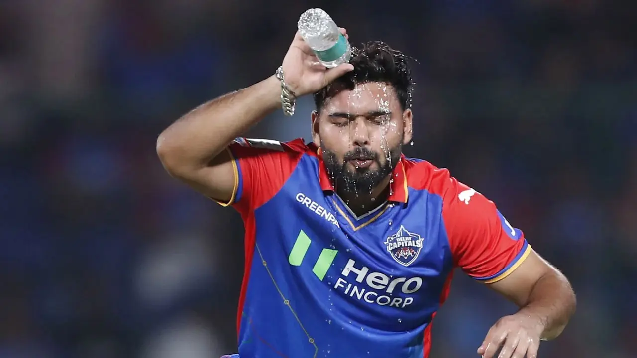 নিজের দাম জানতে চেয়ে পান্ত, ‘আমি কি বিক্রি হব, হলে কত মূল্যে?’