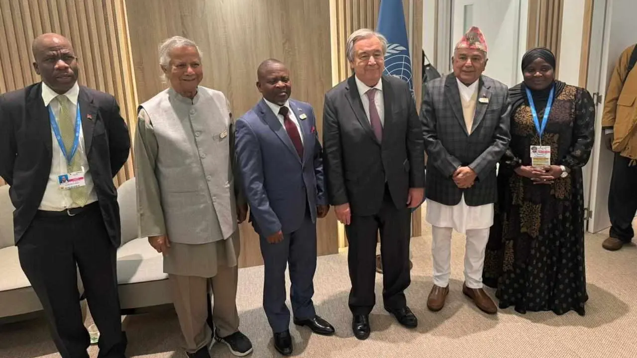 জলবায়ু সংকট মোকাবিলায় নতুন অর্থনৈতিক কাঠামোর আহ্বান