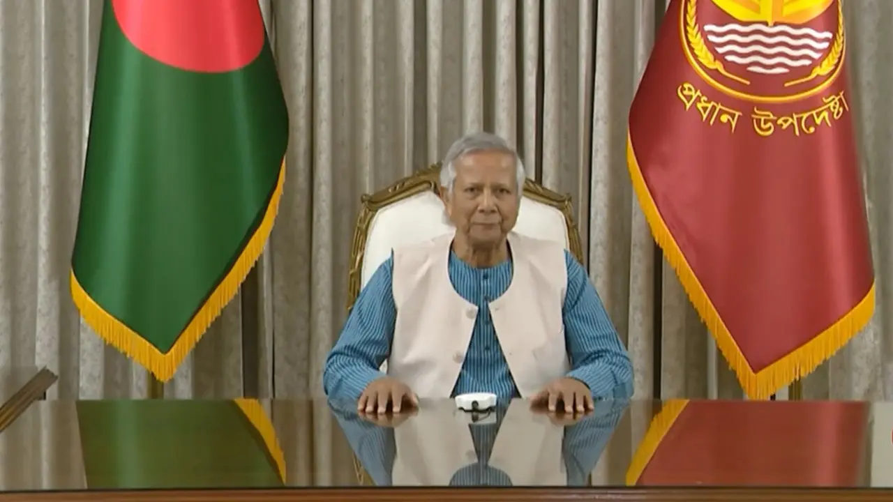 জাতির উদ্দেশে ভাষণ দিচ্ছেন প্রধান উপদেষ্টা