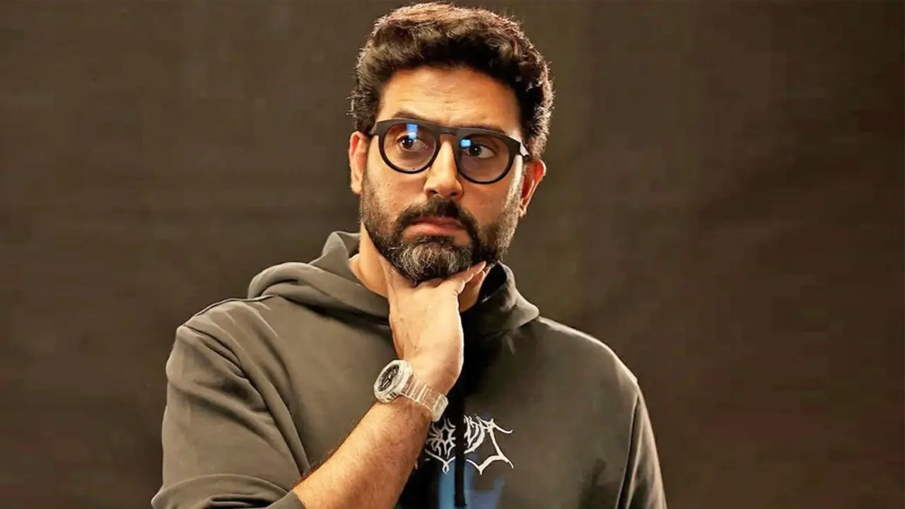 সহ অভিনেত্রীর প্রেমে পড়েছেন অভিষেক! 