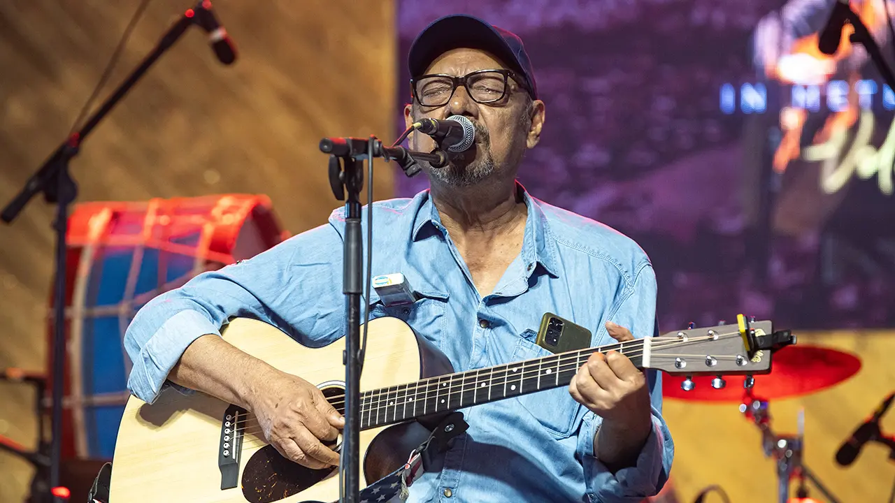 যতদিন যাচ্ছে, আফসোস হচ্ছে : অঞ্জন দত্ত
