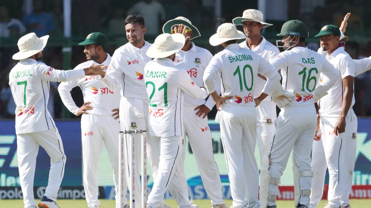 সিরিজ হেরে পয়েন্ট টেবিলে উল্টো লাফ বাংলাদেশের