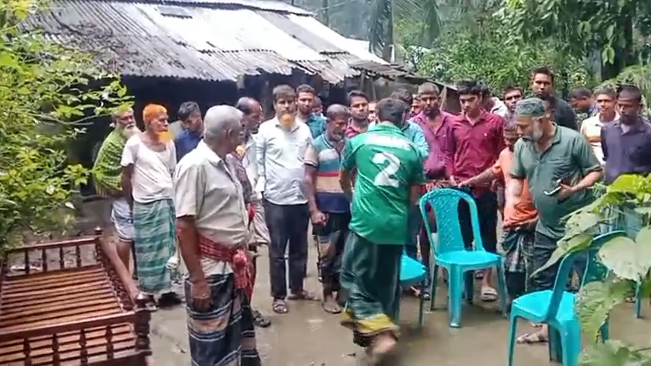ঘূর্ণিঝড় ‘দানা’র প্রভাবে বরগুনায় গাছ পড়ে একজনের মৃত্যু