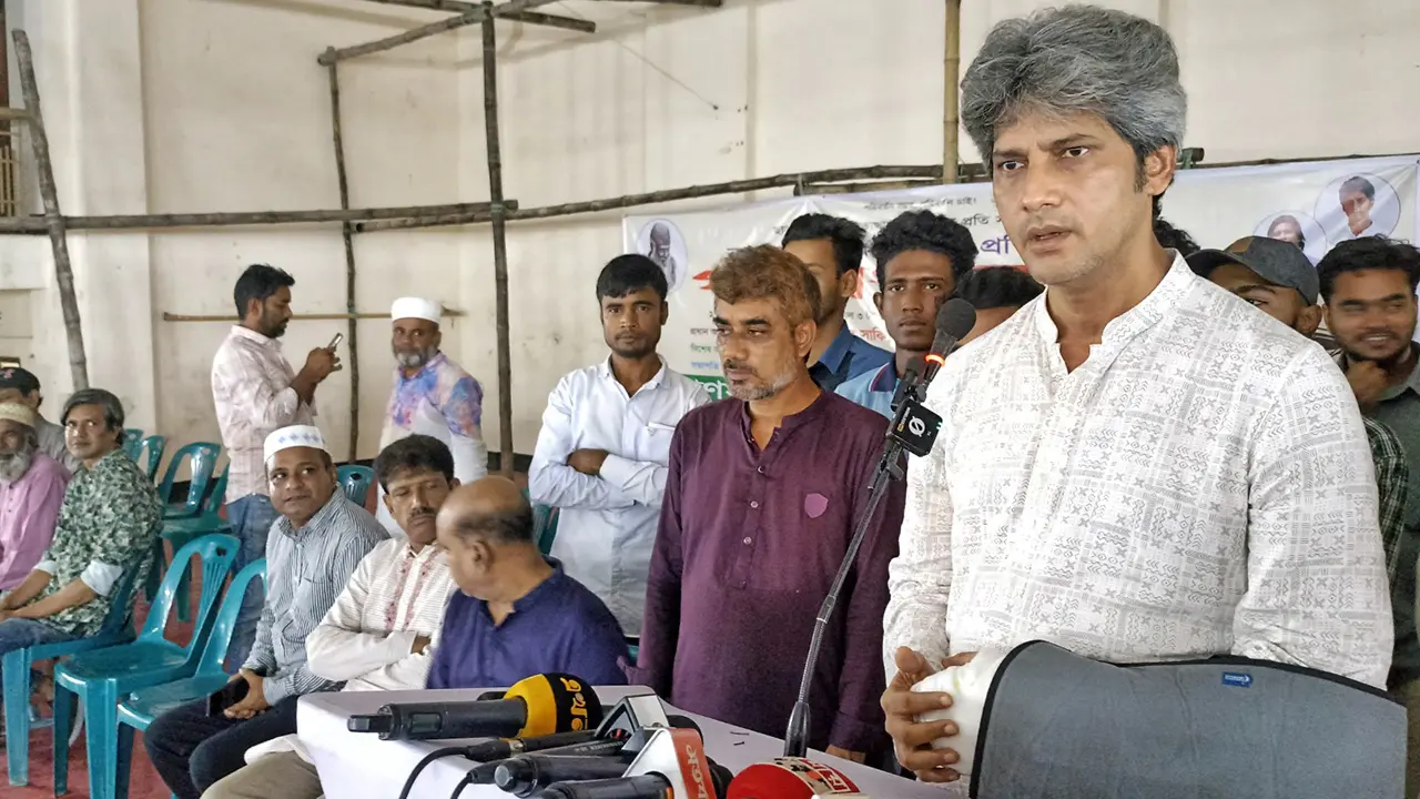 সিন্ডিকেটের কারণে দাম কমাতে পারছে না অন্তর্বর্তী সরকার