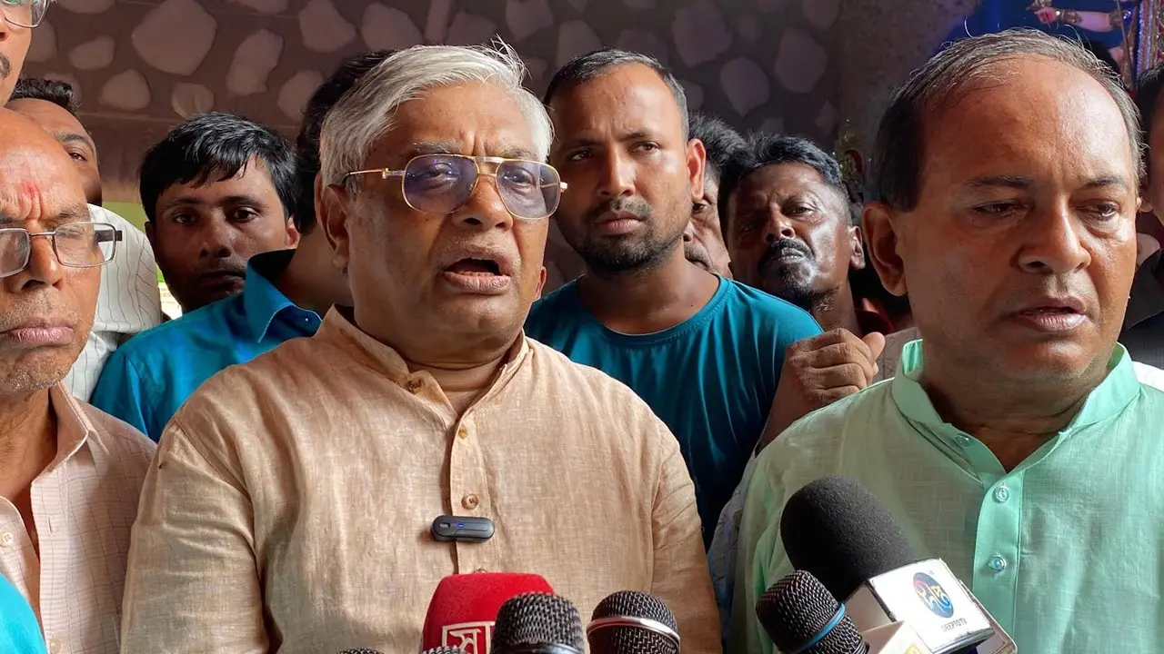 নির্বাচিত সরকার ছাড়া অসাম্প্রদায়িক দেশ গড়া সম্ভব নয়