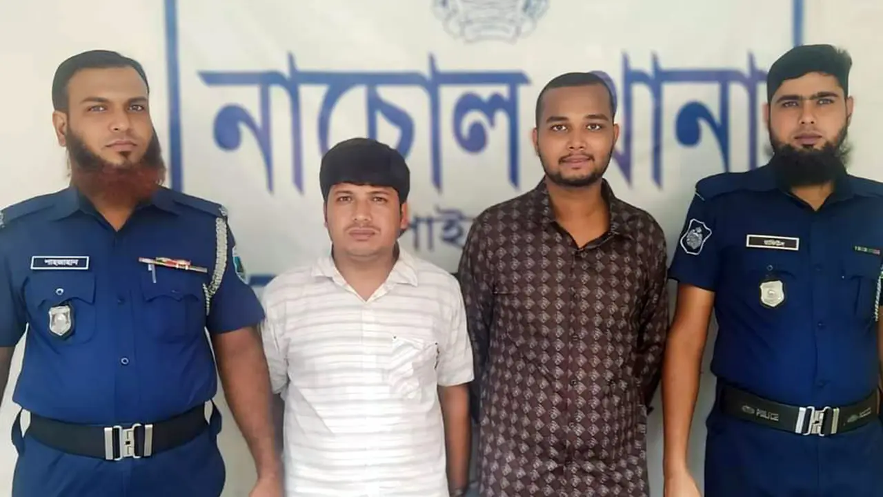 চাঁপাইনবাবগঞ্জে যুবলীগ-ছাত্রলীগের ২ নেতা গ্রেপ্তার