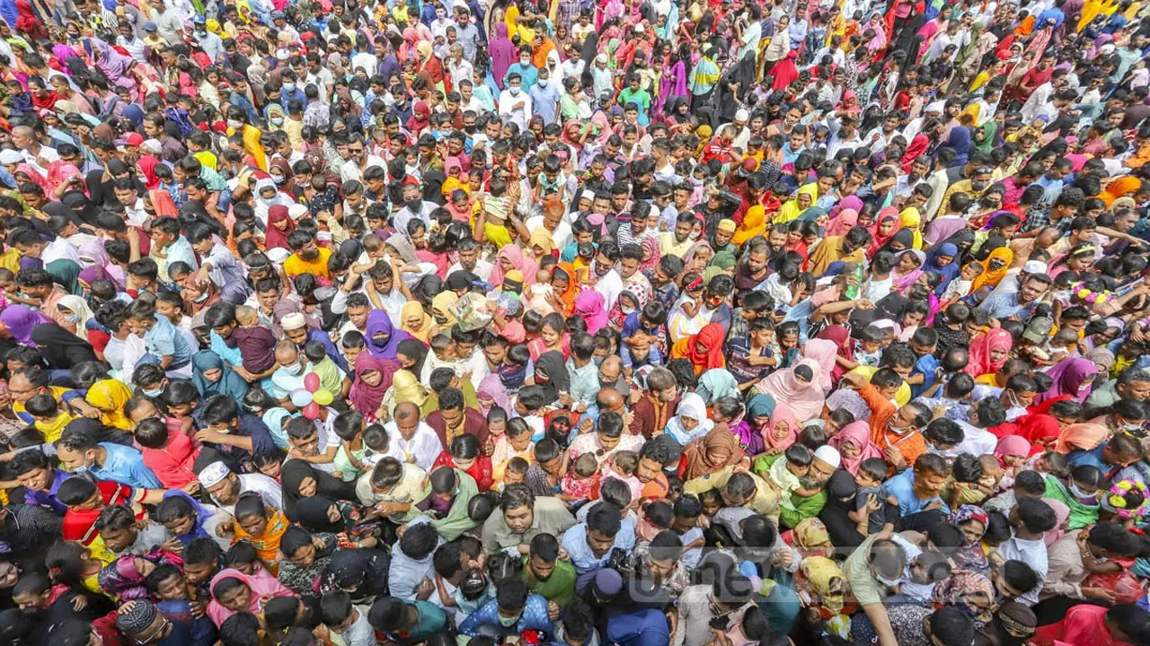 জলবায়ু পরিবর্তনের ফলে দিনে ২ হাজার মানুষ আসছেন ঢাকায়
