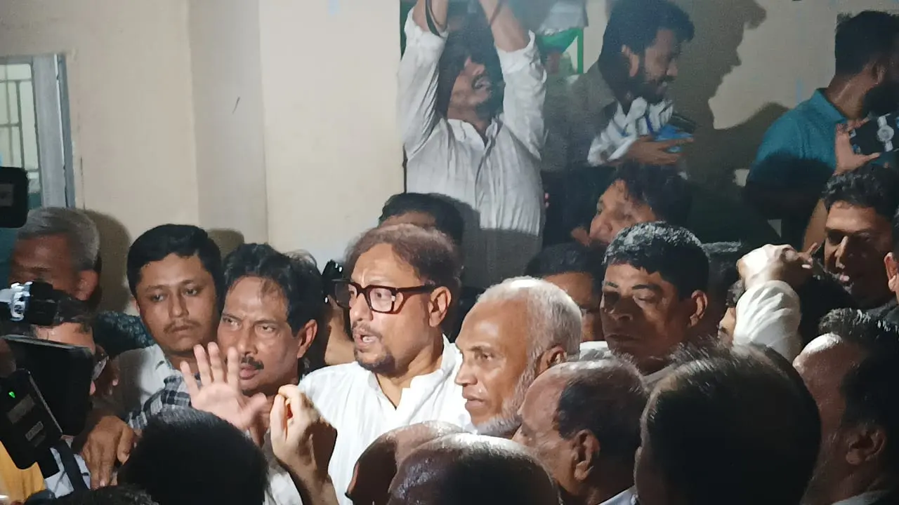 ডা. শাহাদাতকে চট্টগ্রাম সিটি কর্পোরেশনের মেয়র ঘোষণা