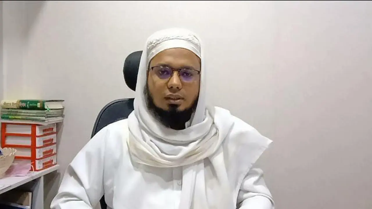 সাভারে ওলামা লীগ নেতাসহ গ্রেপ্তার ৩