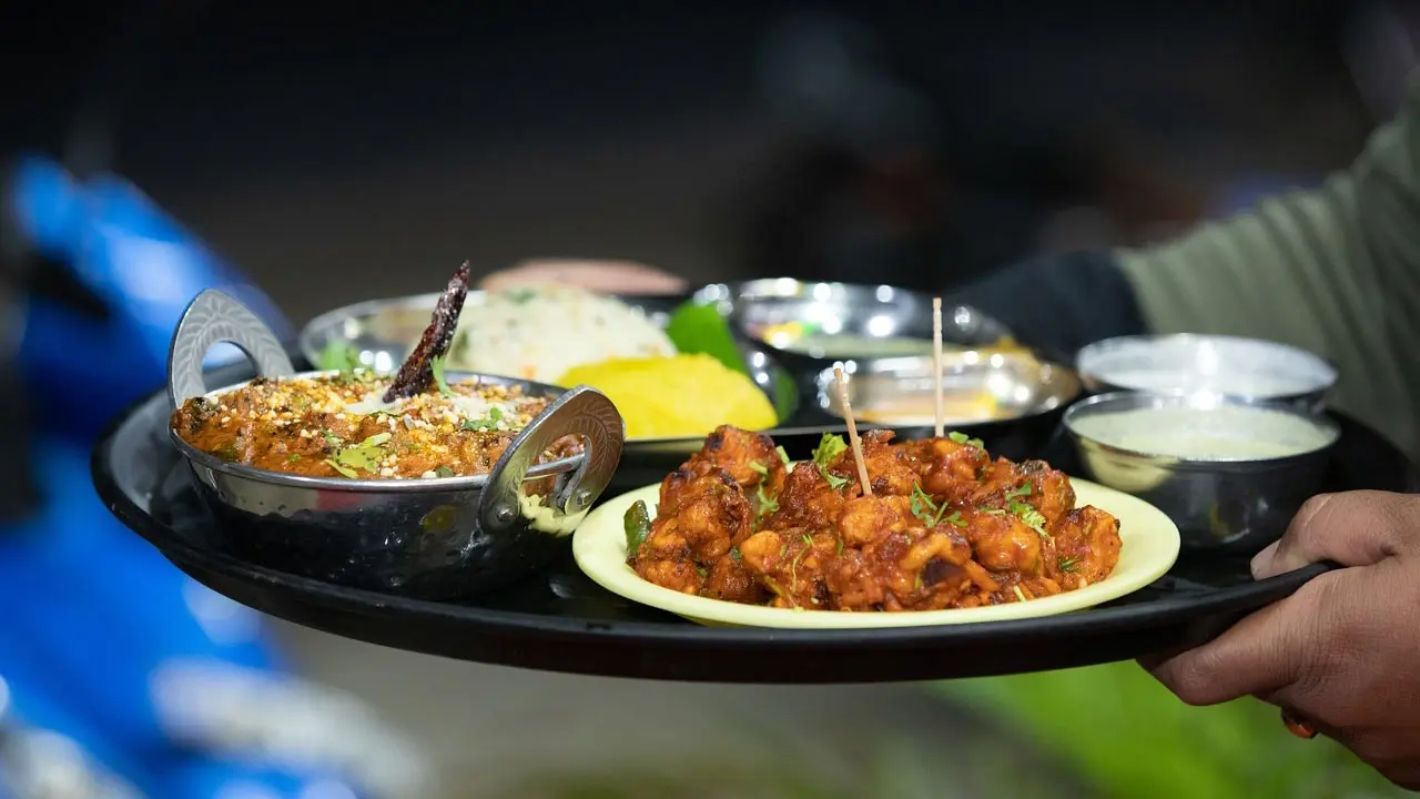সকালের খাবার কি সবচেয়ে ভারী হওয়া উচিত?